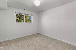 1705 NE Shepard Rd, Bend, OR 97701 - Photo 43