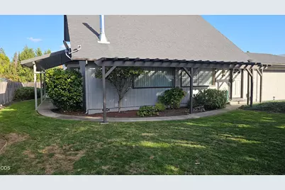1905 SW Colorado Lane, Grants Pass, OR 97527 - Photo 1