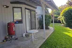 1905 SW Colorado Ln, Grants Pass, OR 97527 - Photo 7