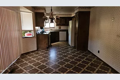 1905 SW Colorado Lane, Grants Pass, OR 97527 - Photo 15