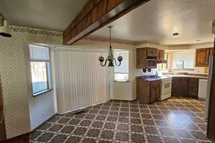 1905 SW Colorado Ln, Grants Pass, OR 97527 - Photo 19