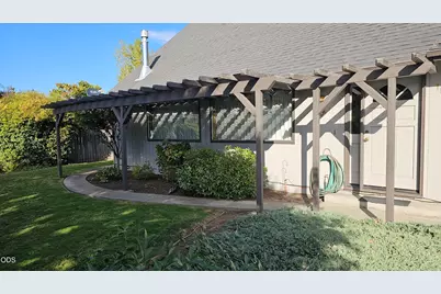 1905 SW Colorado Lane, Grants Pass, OR 97527 - Photo 5