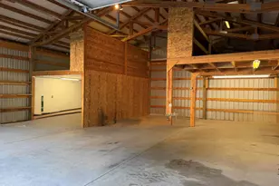 15795 Shellie Ln, La Pine, OR 97739 - Photo 17