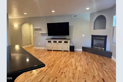 1052 Kensington Court, Central Point, OR 97502 - Photo 7