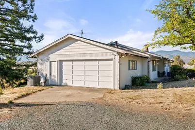 4177 Payne Road, Medford, OR 97504 - Photo 1