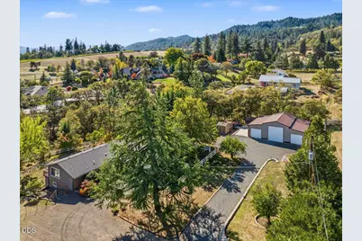 3583 Ross Lane, Central Point, OR 97502 - Photo 41