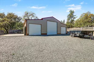 3583 Ross Ln, Central Point, OR 97502 - Photo 37