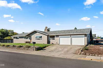 1163 N 3rd Street, Central Point, OR 97502 - Photo 1