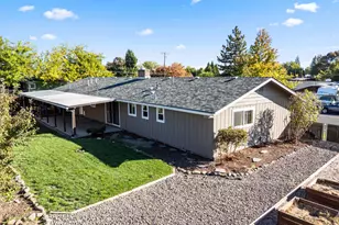 1163 N 3rd St, Central Point, OR 97502 - Photo 33