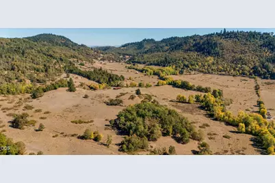 5961 Lookingglass Road, Roseburg, OR 97471 - Photo 37