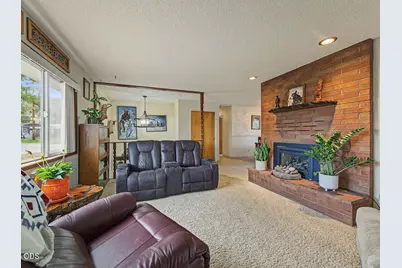 2460 Redwood Drive, Klamath Falls, OR 97601 - Photo 5