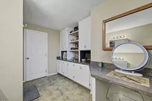 2460 Redwood Dr, Klamath Falls, OR 97601 - Photo 31