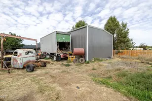 3098 NE Tennessee Ln, Prineville, OR 97754 - Photo 43