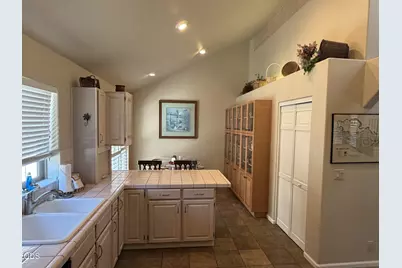 18203 Mount Saint Helens Lane, Sunriver, OR 97707 - Photo 5