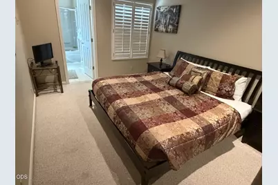 18203 Mount Saint Helens Lane, Sunriver, OR 97707 - Photo 15