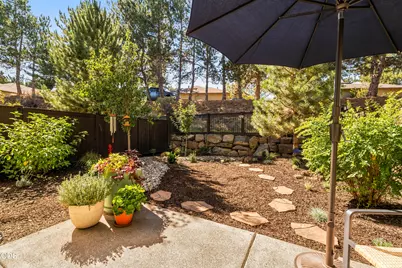 3051 NW Canyon Springs Place, Bend, OR 97703 - Photo 5