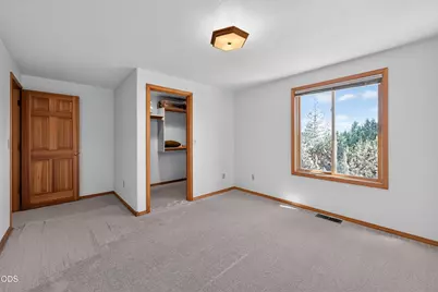 1573 NW City View Drive, Bend, OR 97703 - Photo 23