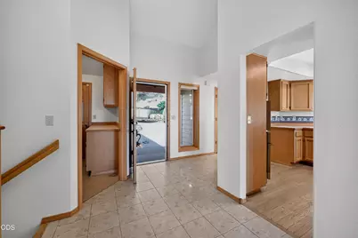 1573 NW City View Drive, Bend, OR 97703 - Photo 13