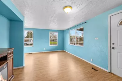 415 Summit Avenue, Medford, OR 97501 - Photo 7
