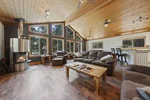 14590 Mountain View Loop, Sisters, OR 97759 - Photo 3