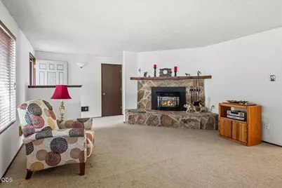 20757 Saint George Court, Bend, OR 97702 - Photo 7