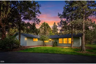 20757 Saint George Court, Bend, OR 97702 - Photo 1