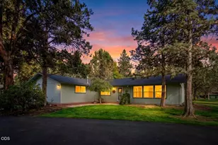 20757 St George Ct, Bend, OR 97702 - Photo 1