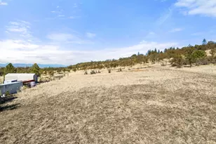 585 Craiglea Dr, Eagle Point, OR 97524 - Photo 45