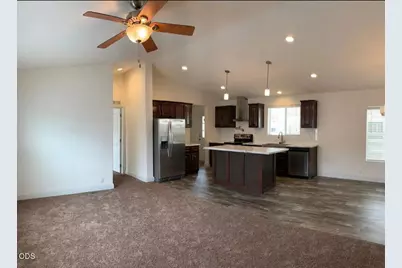 3555 S Pacific Highway #SPC 227, Medford, OR 97501 - Photo 7
