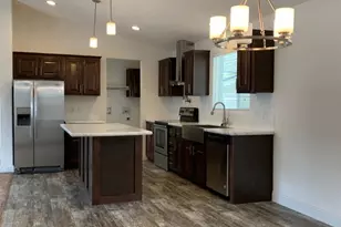 3555 S Pacific Hwy, Medford, OR 97501 - Photo 5