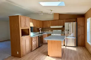 17131 Helbrock Dr, Bend, OR 97707 - Photo 5
