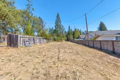 2849 Williams Highway, Grants Pass, OR 97527 - Photo 15