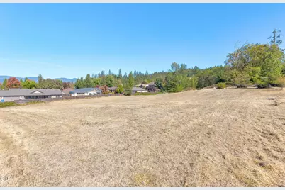 2849 Williams Highway, Grants Pass, OR 97527 - Photo 35