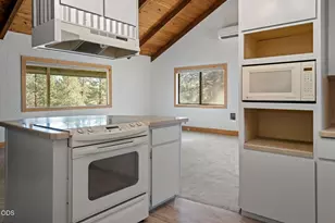 16073 Lower Cattle Dr, Sisters, OR 97759 - Photo 5