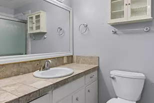 241 NE Savage St, Grants Pass, OR 97526 - Photo 27