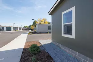 460 Arnos St, Talent, OR 97540 - Photo 29