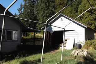 1144 Starveout Creek Rd, Azalea, OR 97410 - Photo 29