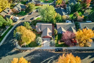 2120 NW Ivy Ave, Redmond, OR 97756 - Photo 1