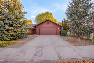 2120 NW Ivy Ave, Redmond, OR 97756 - Photo 25