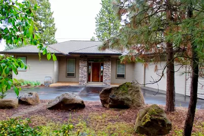 11547 Kestrel Road, Klamath Falls, OR 97601 - Photo 1