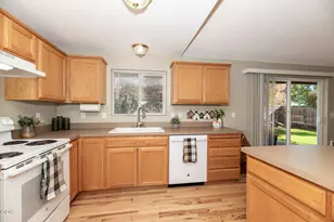 2142 NE Wolverine Loop, Prineville, OR 97754 - Photo 13