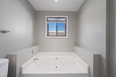 1050 NE Butler Market #APT 3, Bend, OR 97701 - Photo 23