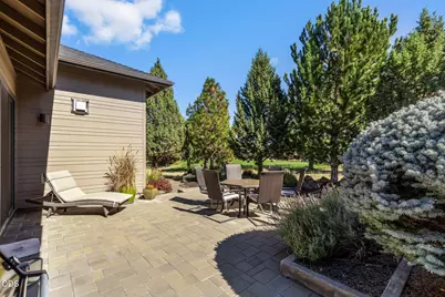 704 Golden Pheasant Drive, Redmond, OR 97756 - Photo 39