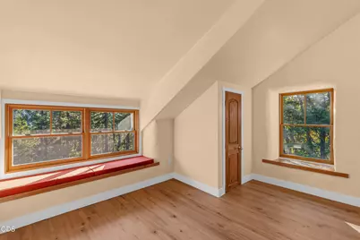 827 Tyler Creek Road, Ashland, OR 97520 - Photo 15