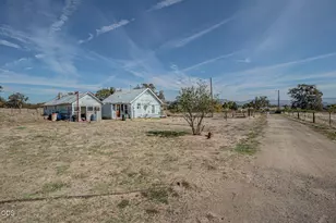 12231 Hwy 62, Eagle Point, OR 97524 - Photo 9