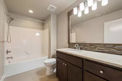 1646 NW Upas Avenue, Redmond, OR 97756 - Photo 45