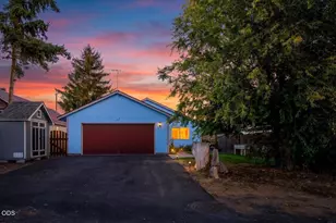 817 2nd St, Culver, OR 97734 - Photo 1