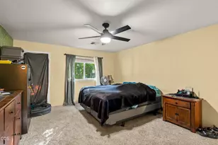 7616 Monument Dr, Grants Pass, OR 97526 - Photo 33