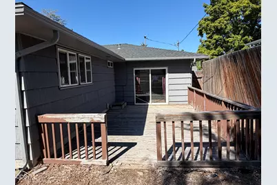 330 Donald Street, Klamath Falls, OR 97601 - Photo 23