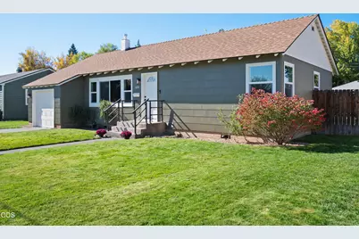 639 NW 8th Street, Redmond, OR 97756 - Photo 3
